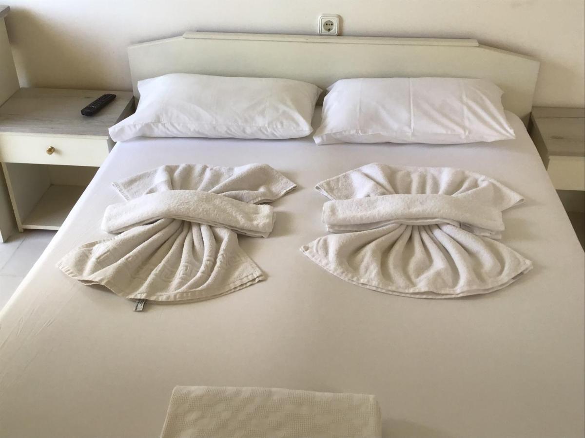 Regina Hotel Kissamos Bagian luar foto