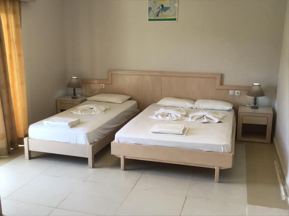 Regina Hotel Kissamos Bagian luar foto