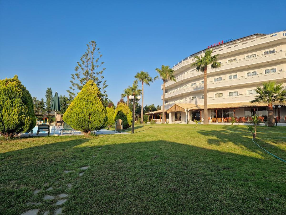 Regina Hotel Kissamos Bagian luar foto