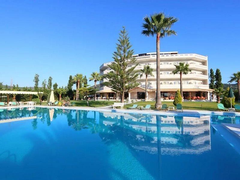 Regina Hotel Kissamos Bagian luar foto