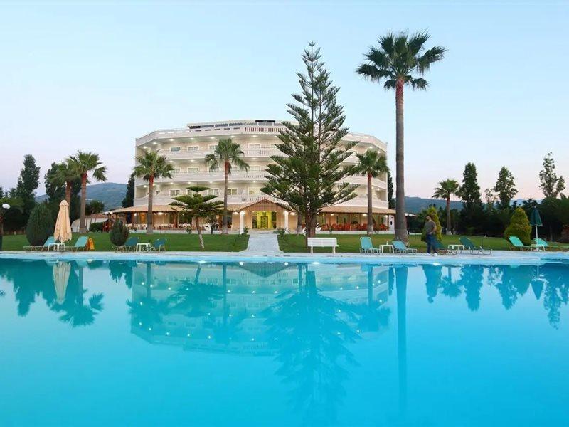 Regina Hotel Kissamos Bagian luar foto