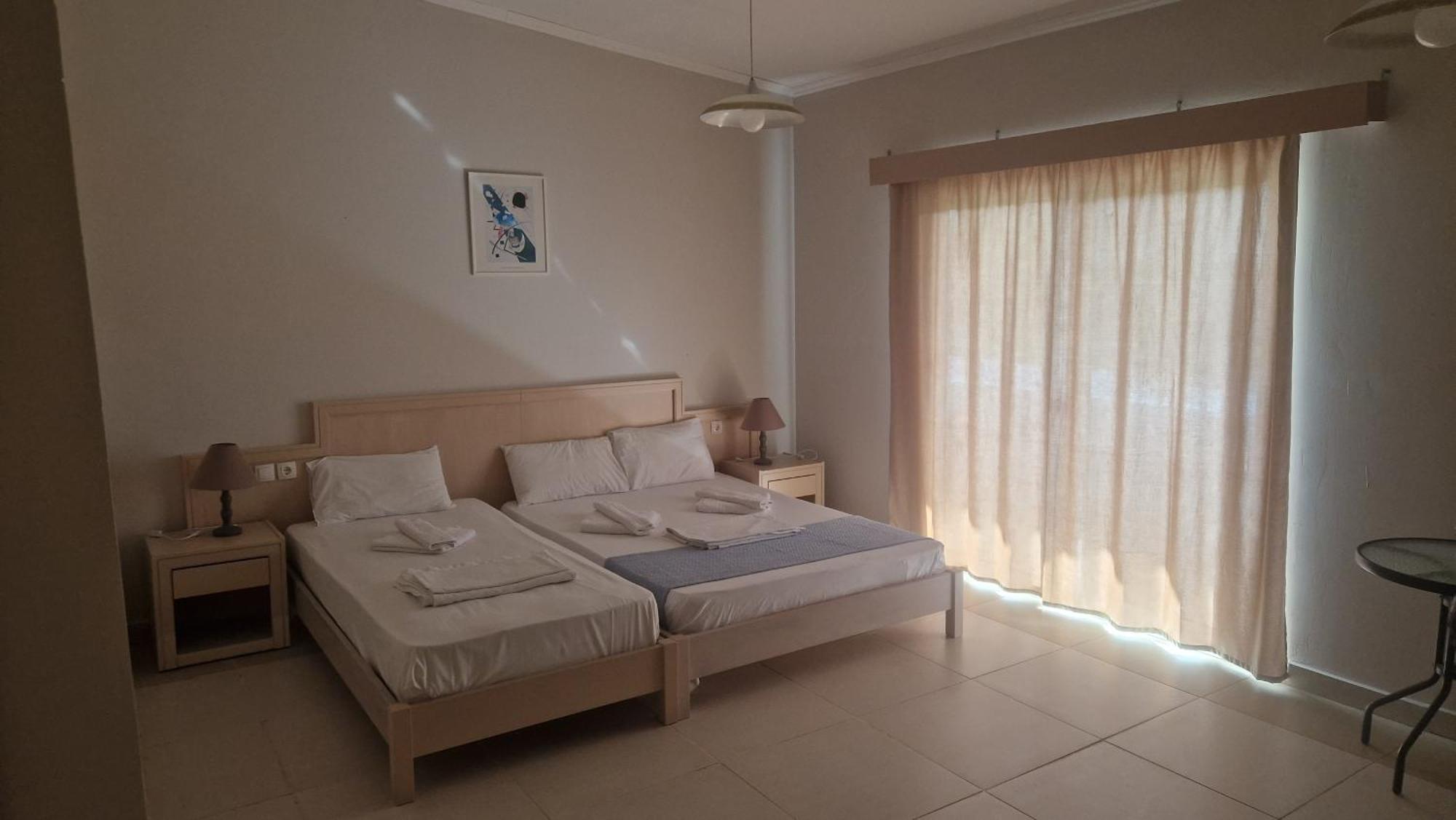 Regina Hotel Kissamos Ruang foto