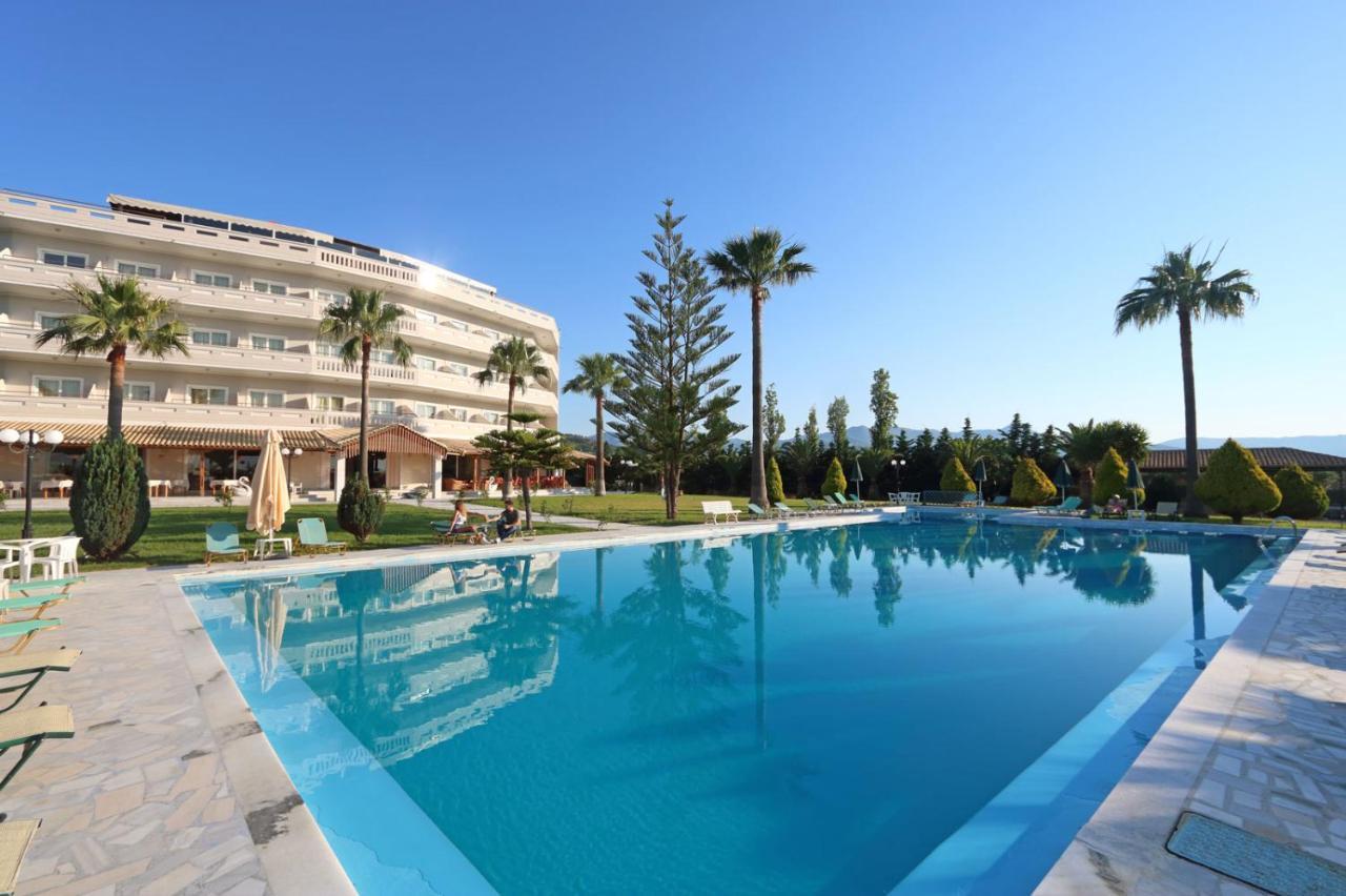 Regina Hotel Kissamos Bagian luar foto